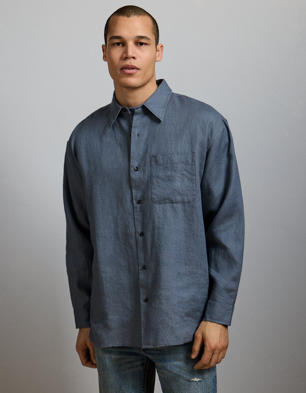 AE77 Premium Relaxed Linen Button-Up Shirt - image 5