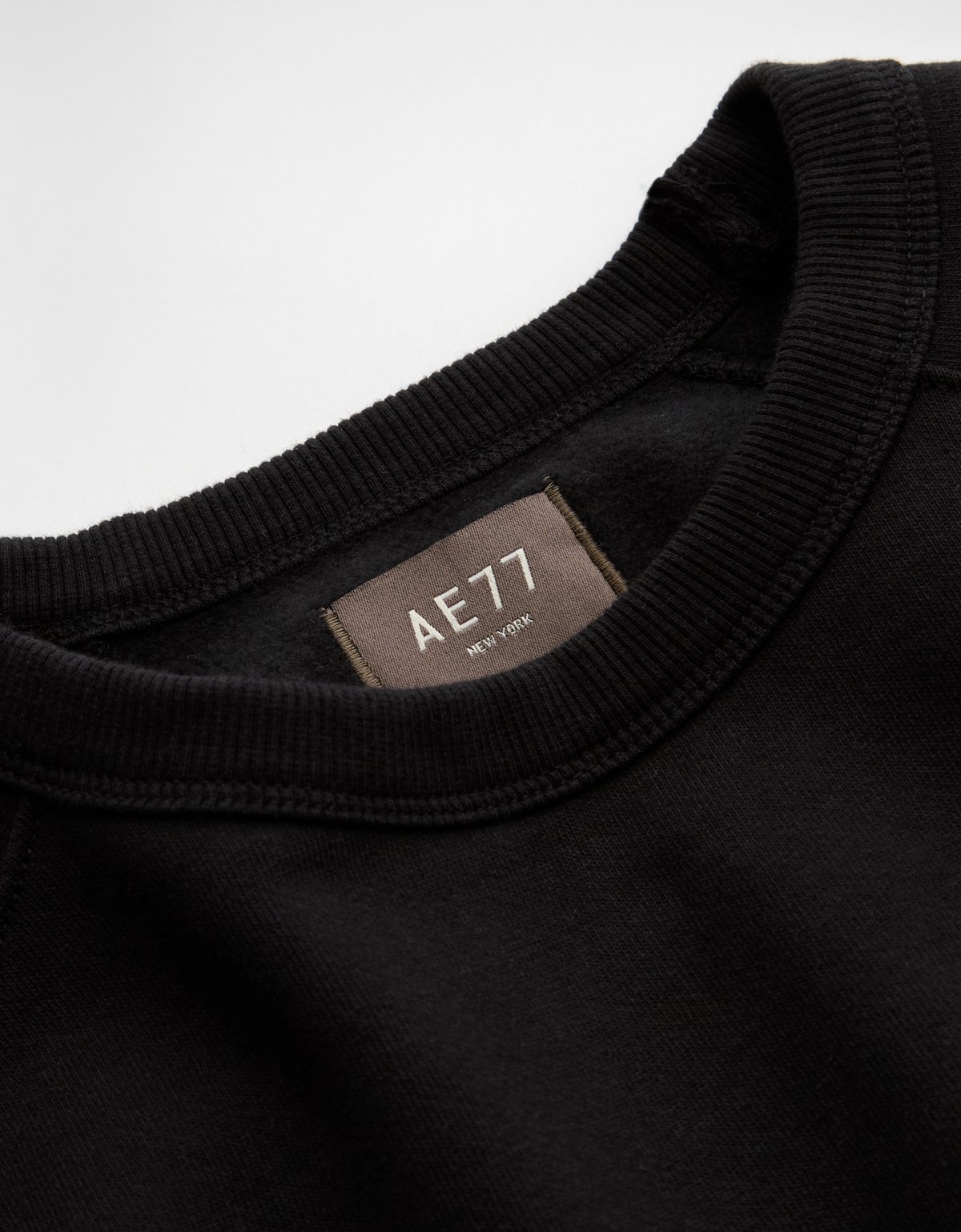 AE77 Premium Short-Sleeve Sweatshirt - image 4