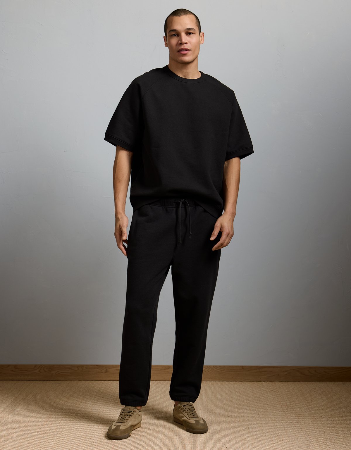 AE77 Premium Short-Sleeve Sweatshirt - image 5
