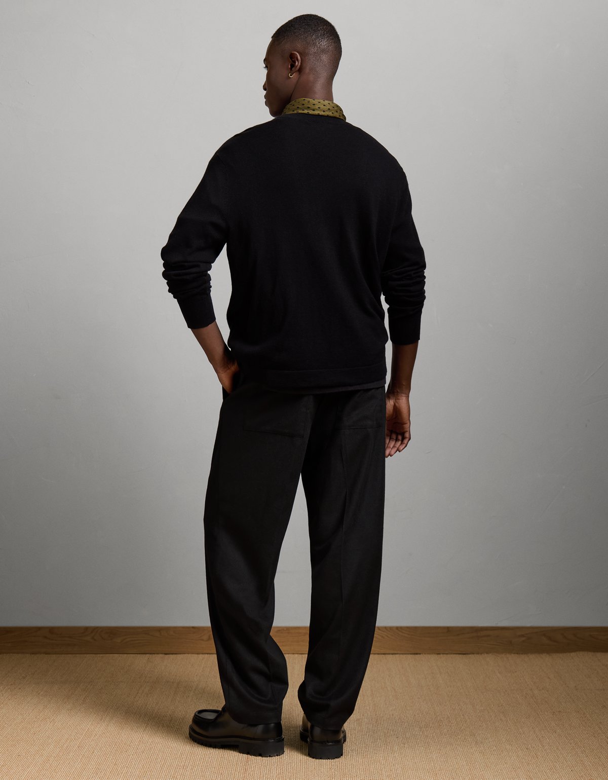 AE77 Premium Merino Wool Sweater - image 2