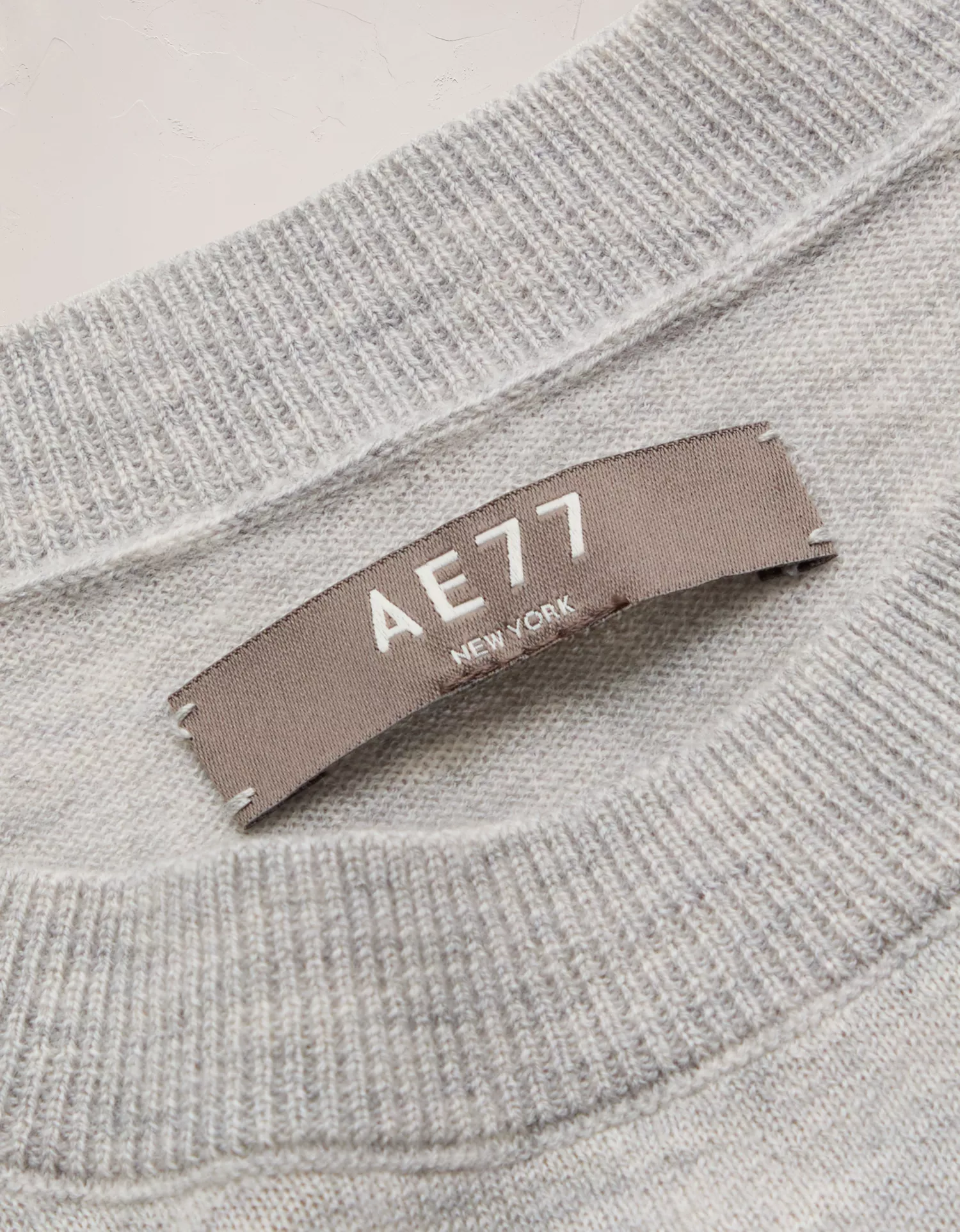 AE77 Premium Merino Wool Sweater - thumbnail 6