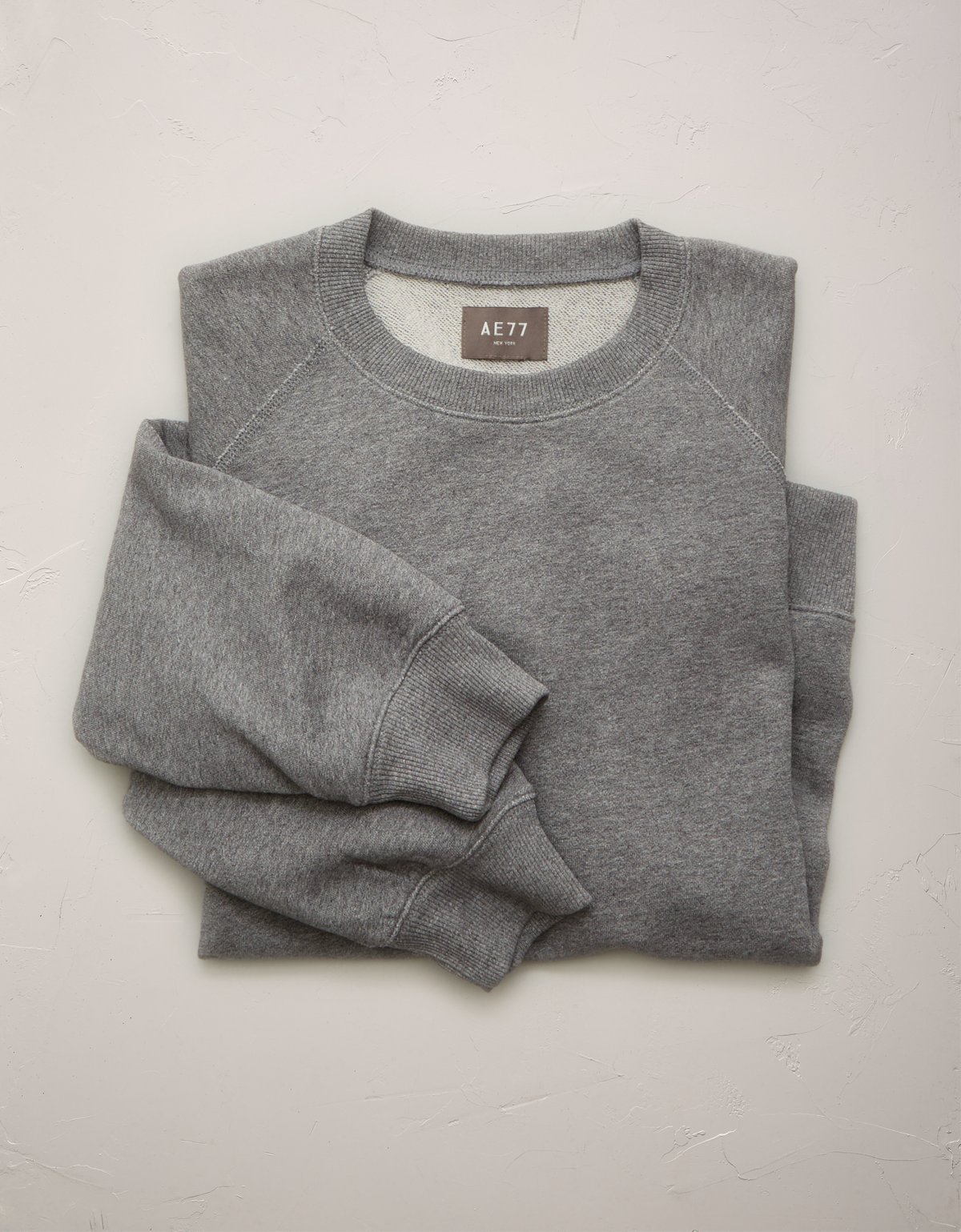 AE77 Garment-Washed Raglan Sweatshirt - image 4