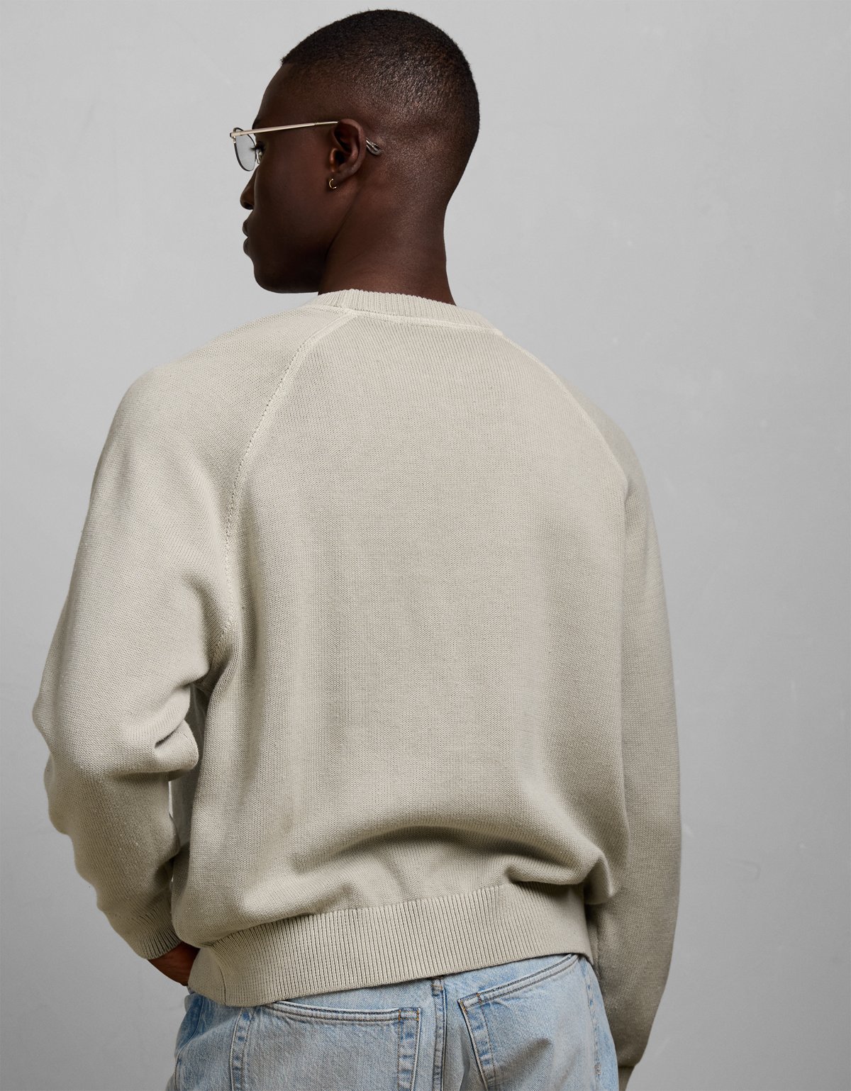 AE77 Garment-Washed Raglan Sweater - image 2