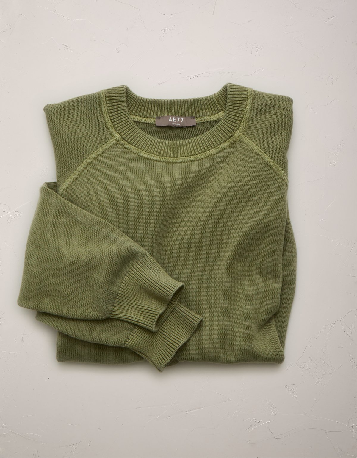 AE77 Garment-Washed Raglan Sweater - image 4