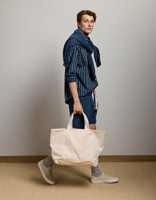 AE77 Poplin Button-Up Shirt