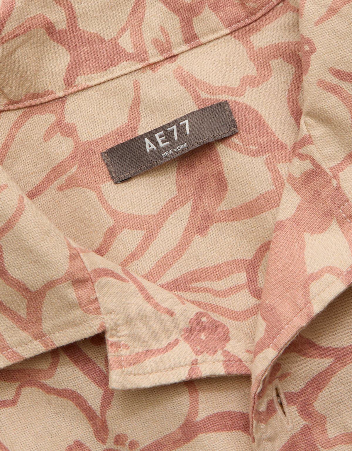 AE77 Linen-Blend Camp Collar Surplus Shirt - image 5