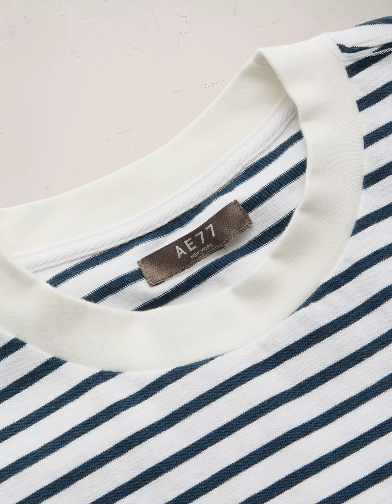 AE77 Boxy Striped T-Shirt - thumbnail 4