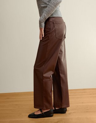 AE High-Waisted Stovepipe Pant de Cuero Vegano