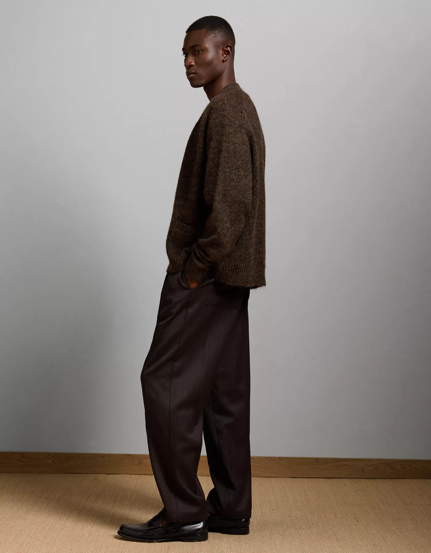 AE77 Premium Loose Twill Trouser - thumbnail 5