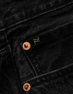 AE77 Loose Ankle Jean