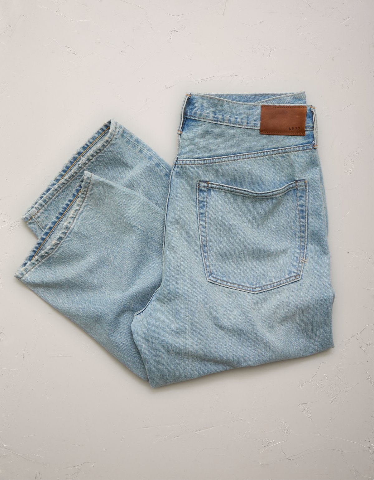 AE77 Loose Ankle Jean - image 4