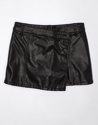 Jupe-short en cuir végétalien à taille haute AE