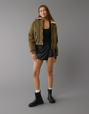 Женские юбки American Eagle AE High-Waisted Vegan Leather Wrap Skort — фото 5