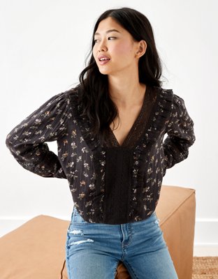 AE V-Neck Ruffle Lace Blouse