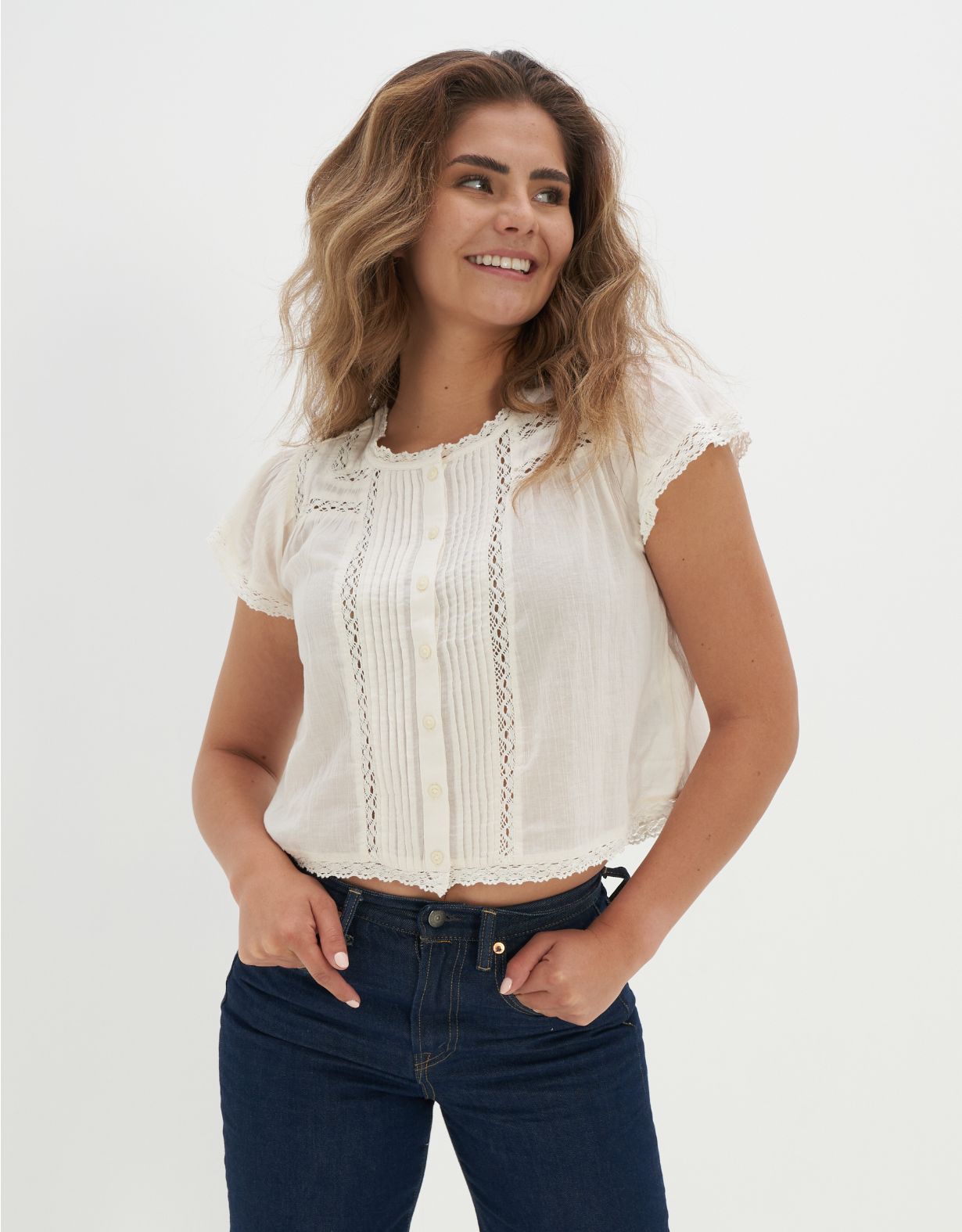 AE Cropped Short-Sleeve Bubble Blouse