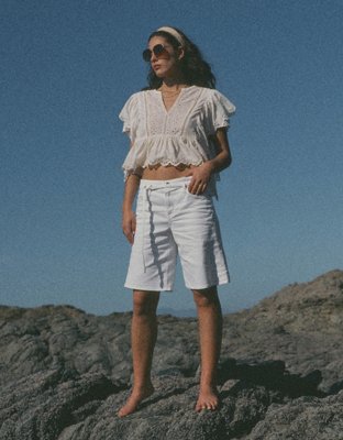 AE Blusa con Volantes y Cuello Dividido
