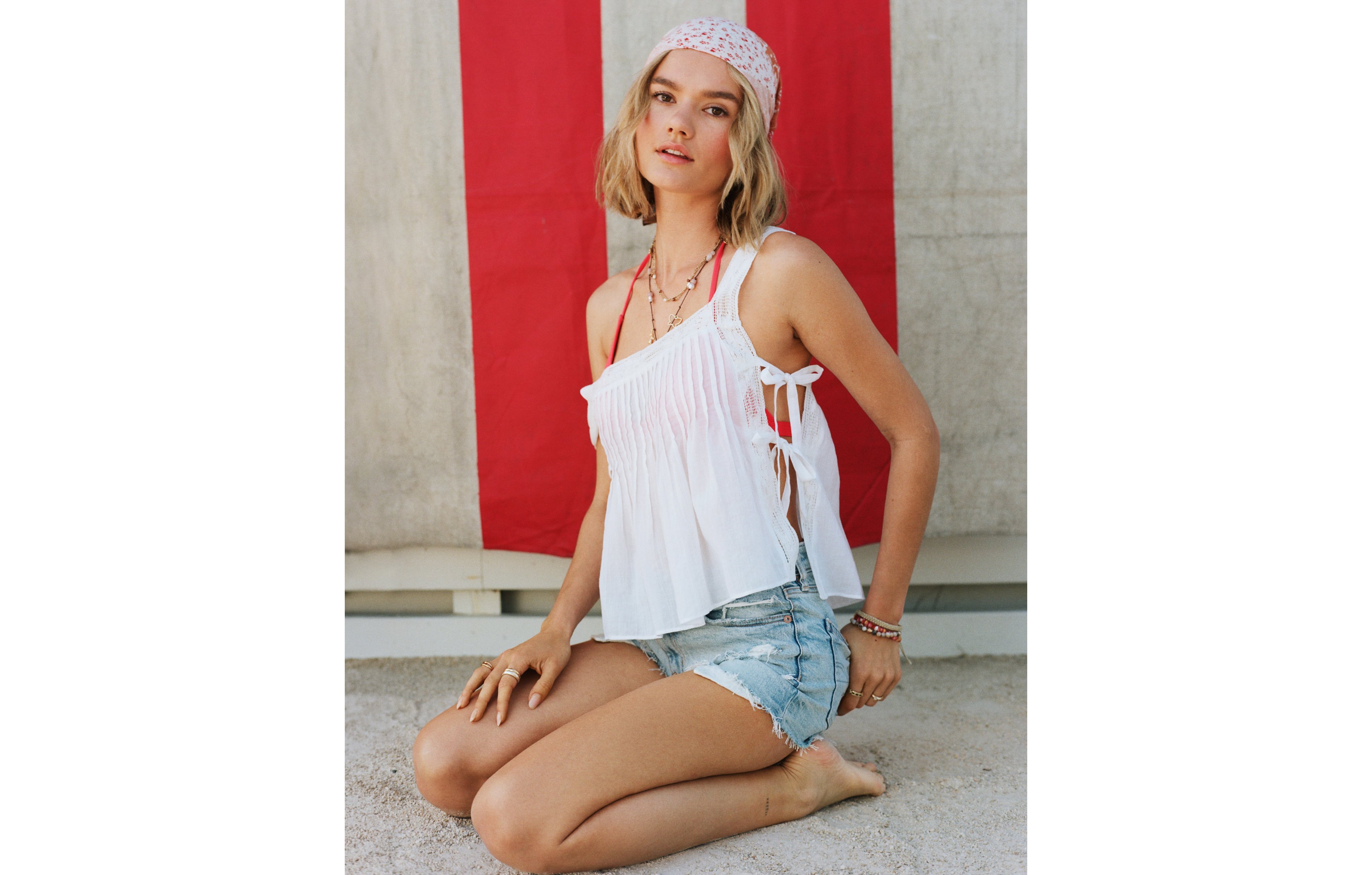 AE Side-Tie Lace Trim Cami
