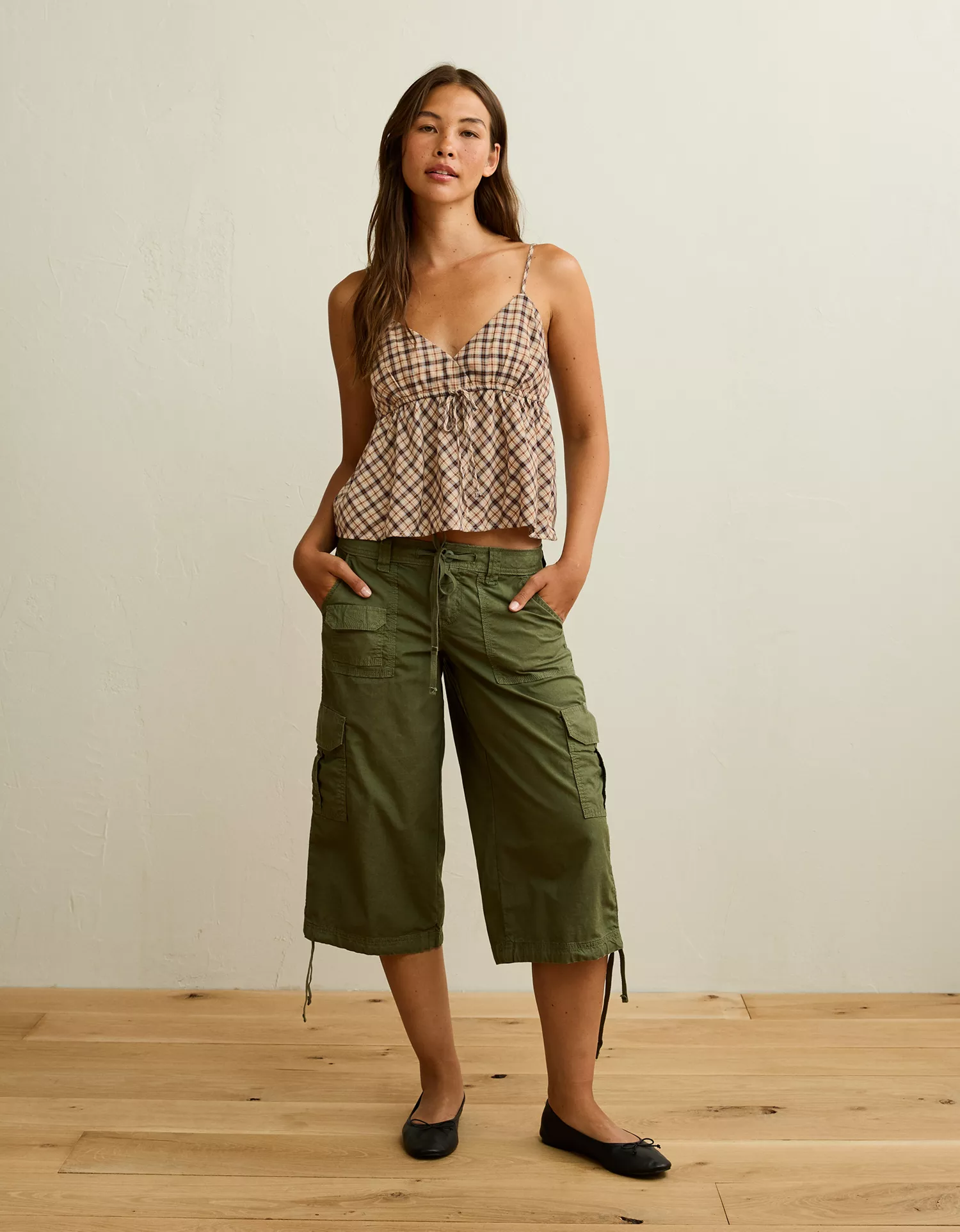AE V-Neck Tank Top