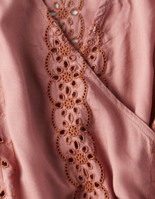 Женские топы American Eagle AE EYELET BELL SLEEVE WRAP TOP — фото 6