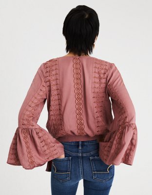Женские топы American Eagle AE EYELET BELL SLEEVE WRAP TOP — фото 2