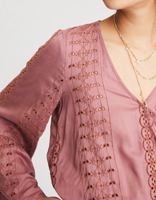 Женские топы American Eagle AE EYELET BELL SLEEVE WRAP TOP — фото 5