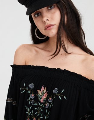 Женские топы American Eagle AE Embroidered Off-The-Shoulder Top — фото 5