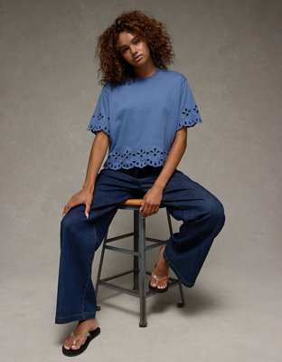 AE Playera Recta con Ojales