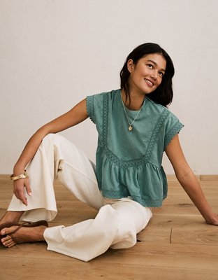 AE Sunchaser Lace Trim T-Shirt | American Eagle