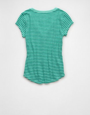 AE V-Neck Henley T-Shirt