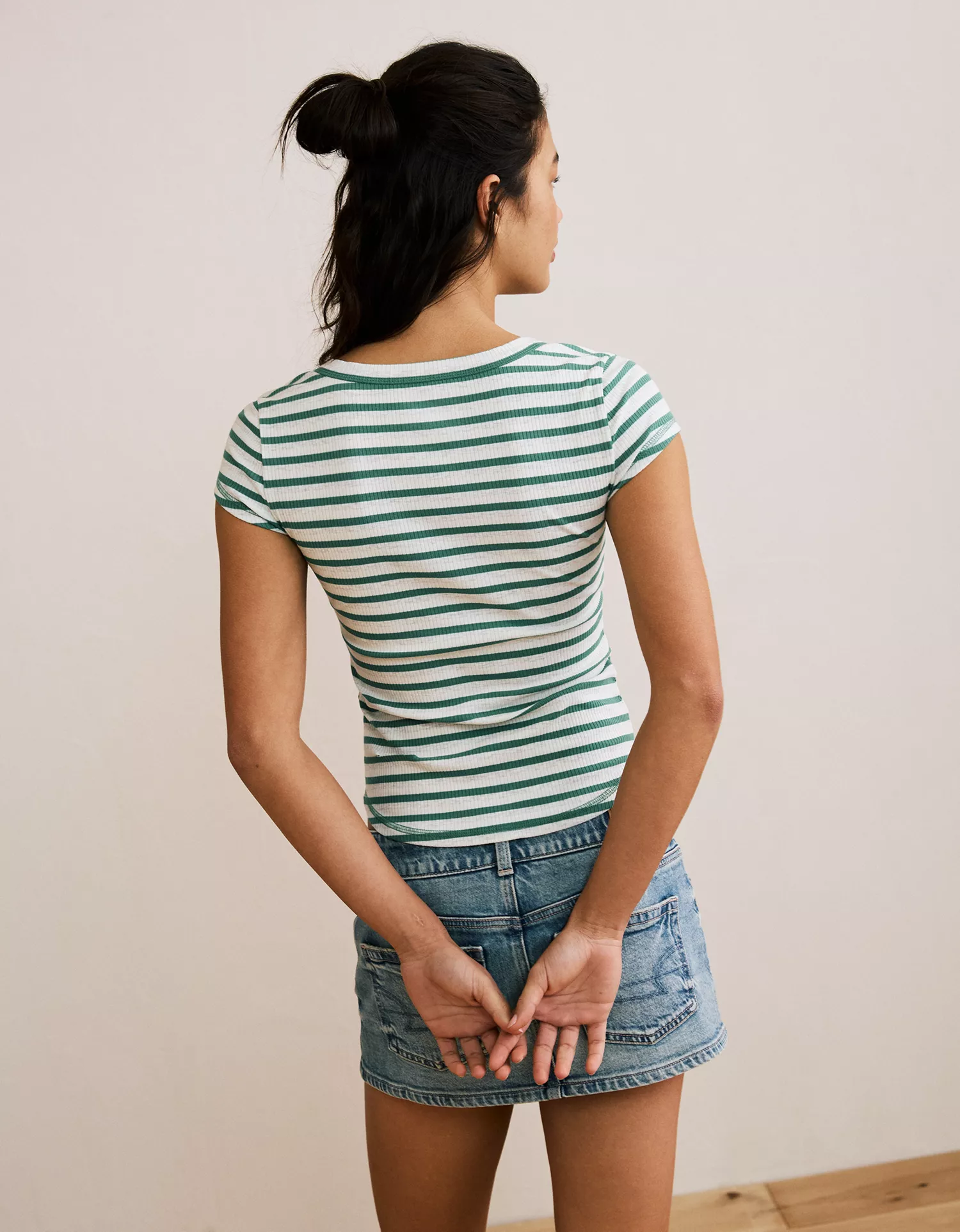 AE V-Neck Henley T-Shirt - thumbnail 2