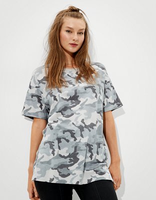 AE Oversized Weekend T-Shirt