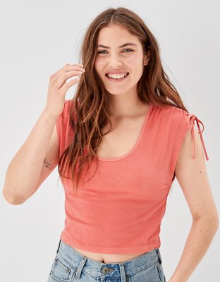 AE T-shirt con hombros plisados