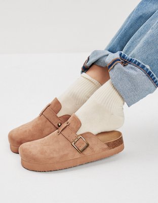 American eagle best sale cable knit clogs