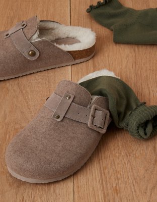 American store eagle clogs