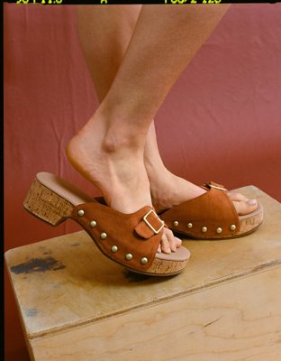 AE Studded Slide Platform Clog