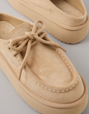 AE Hangout Clog