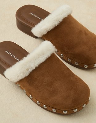AE Cozy Wood Heel Clog