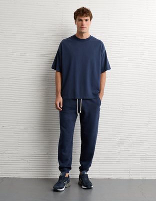 AE Laidback Luxe Heavyweight Oversizecd T-Shirt