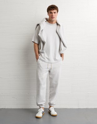 AE Laidback Luxe Heavyweight Oversized T-Shirt