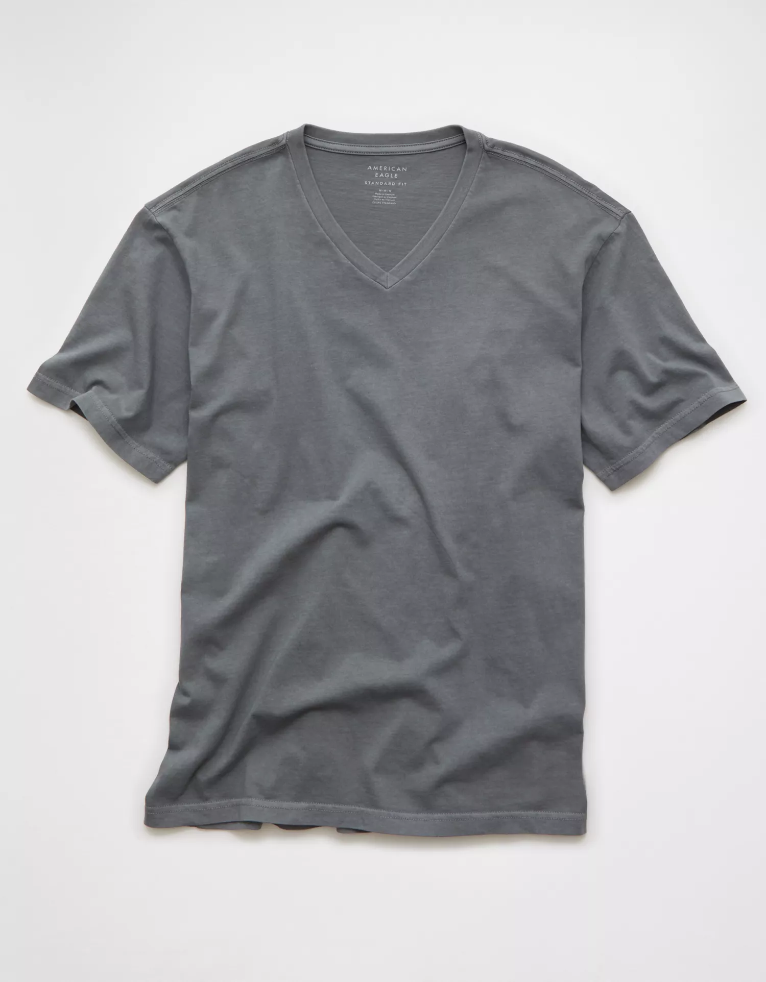 AE Standard Fit Lived-In V-Neck T-Shirt - thumbnail 3