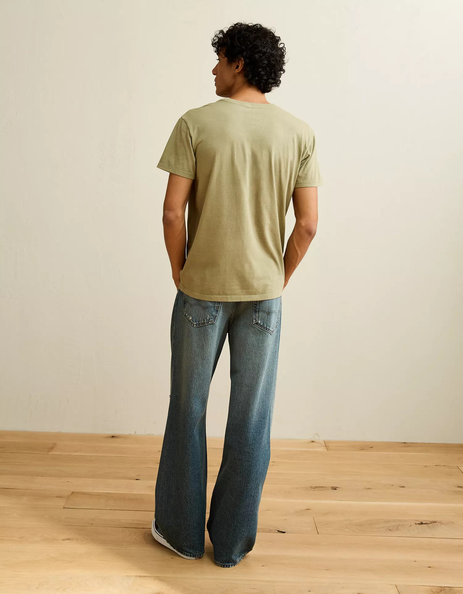 AE Slim Fit Lived-In T-Shirt - thumbnail 7