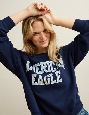 スウェット aww sweatshirt AE Graphic Crew Neck Sweatshirt | American Eagle