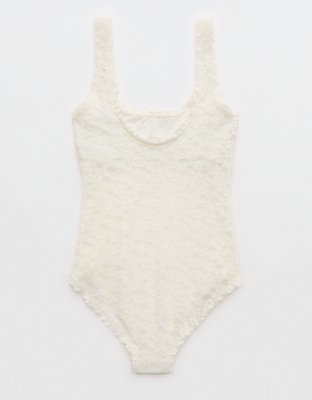 Show Off Body con Cuello Caído y Encaje Vintage