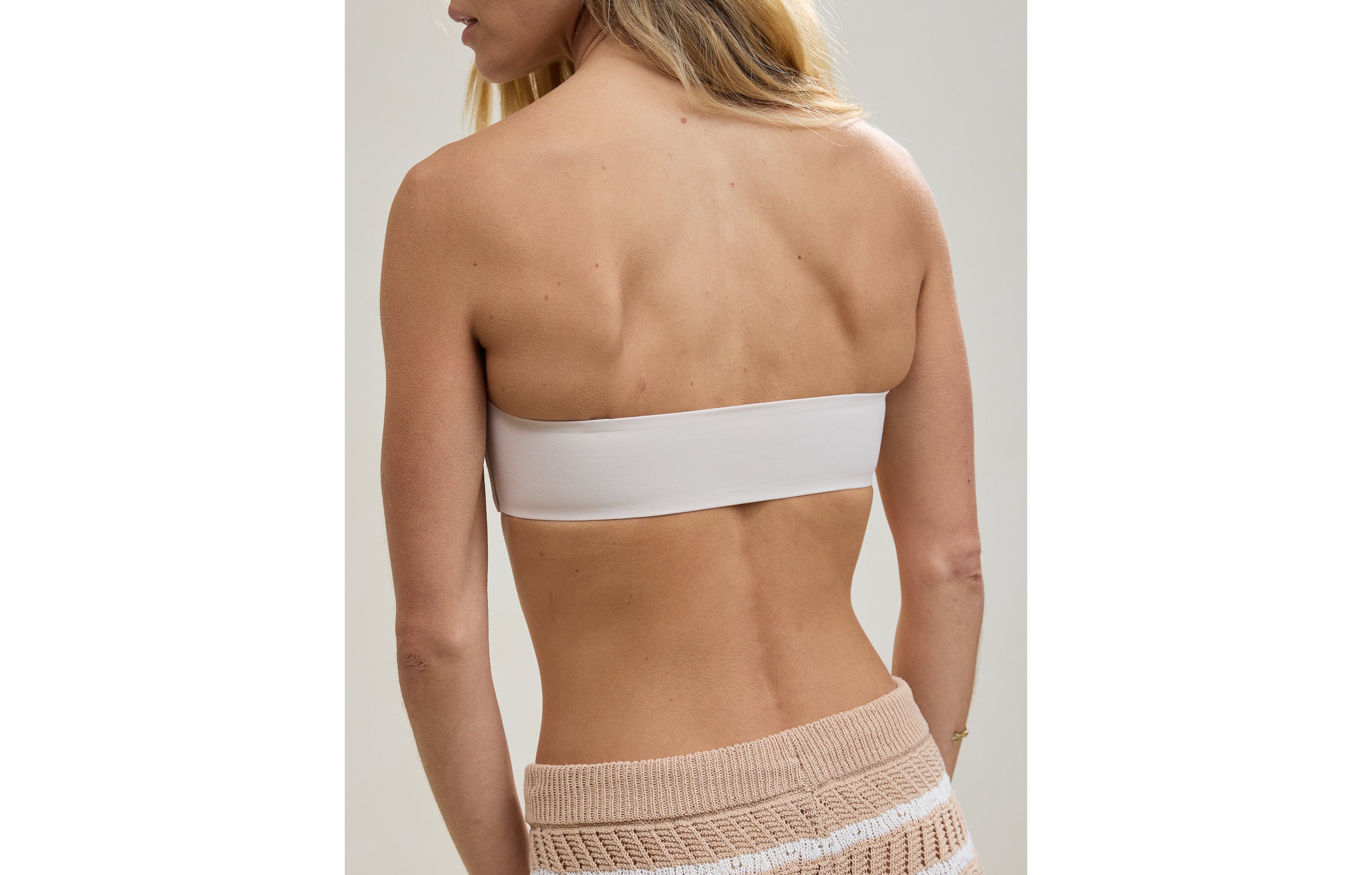 SMOOTHEZ Lightly Lined Bandeau Bralette