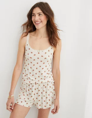 Valentine's Day lingerie, sleepwear and shapewear: Shop Spanx, SKIMS and  more - Good Morning America