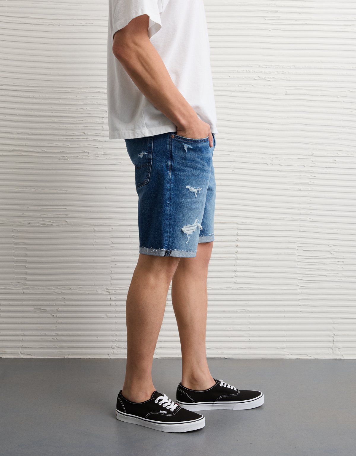 AE Jean Short - image 5