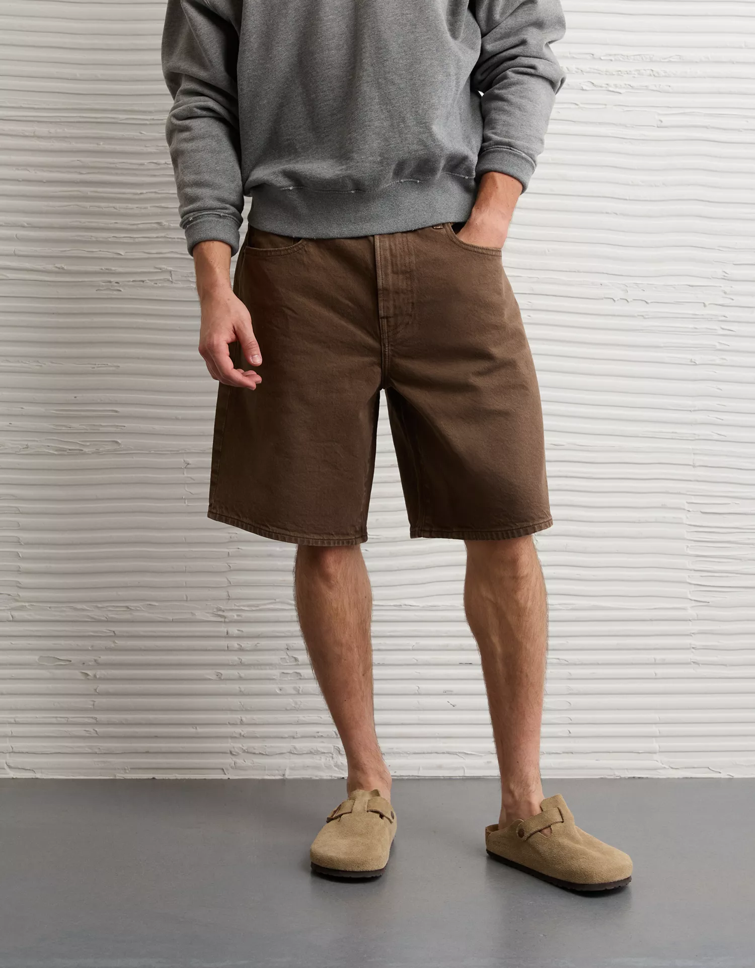 AE Loose Jean Short - thumbnail 2