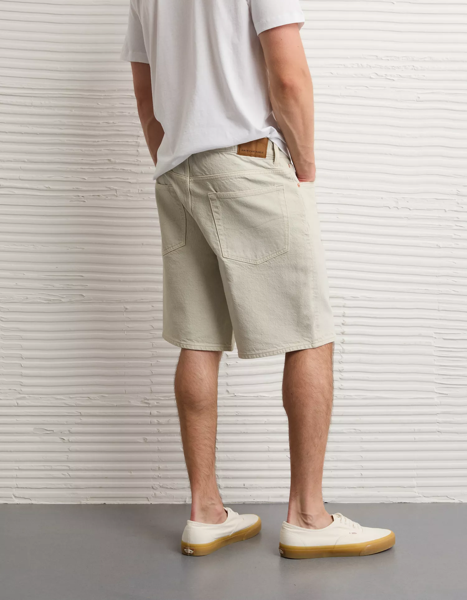 AE Loose Jean Short - thumbnail 9