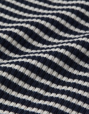 AE Cross-Back Strappy Tank Top