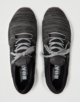 New Balance Men's Fresh Foam Roav Knit Sneaker